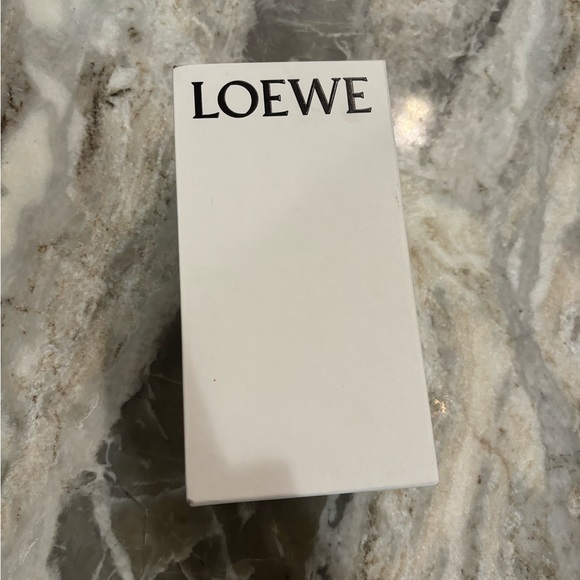 New in box Loewe elephant coin purse rare color!! - Picture 6 of 6